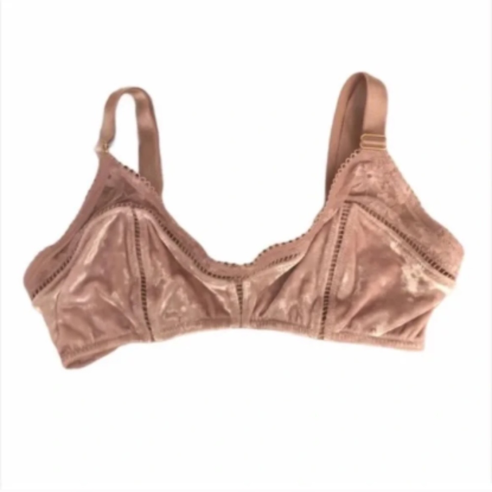 Women’s Victoria’s Secret Pink Velvet Bralette